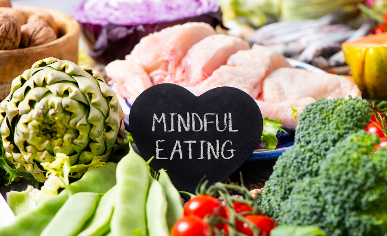 Mindful Eating for Weight Control: Enjoy Food with Awareness