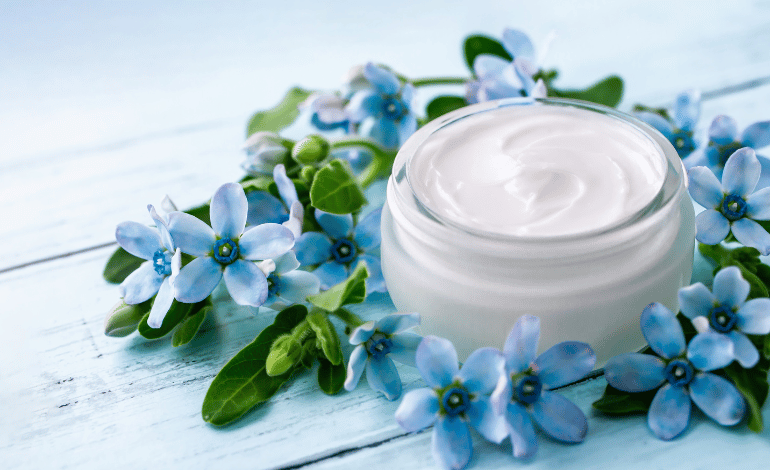 Best Moisturizer for Dry and Sensitive Skin in India